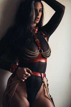 Red Harness "Venera"