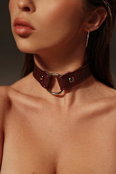 Burgundy Choker with Ring - idevildesires